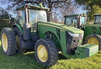 Main image John Deere 8285R
