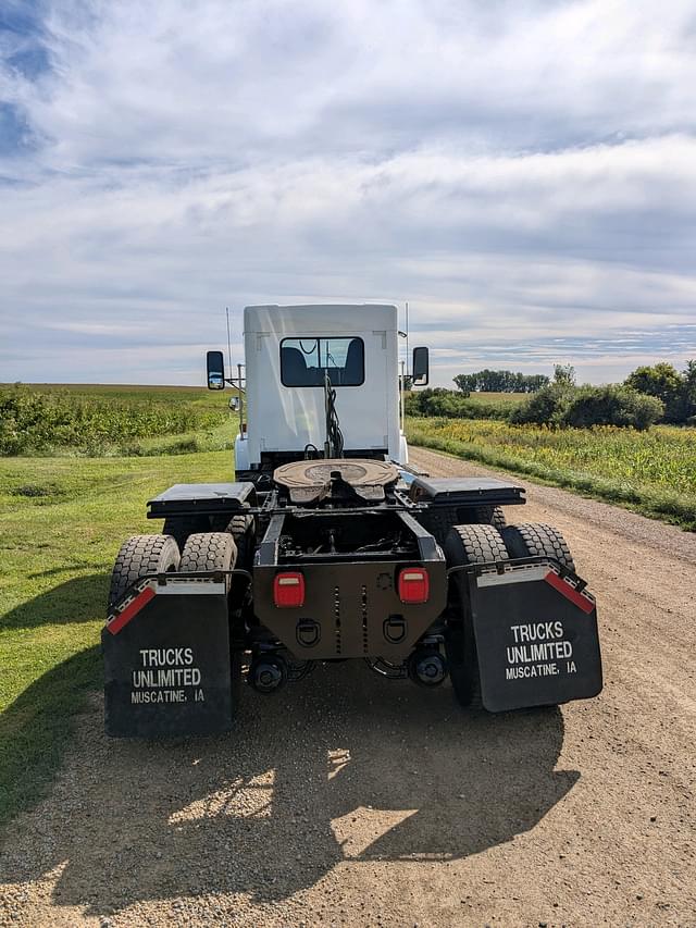 Image of Kenworth T800 equipment image 4