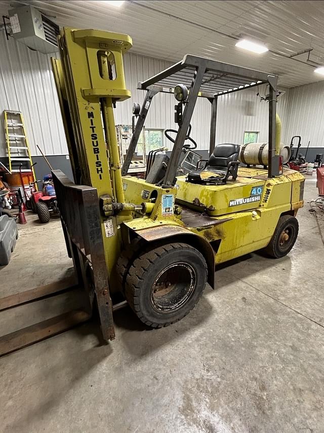 Image of Mitsubishi 40 equipment image 2