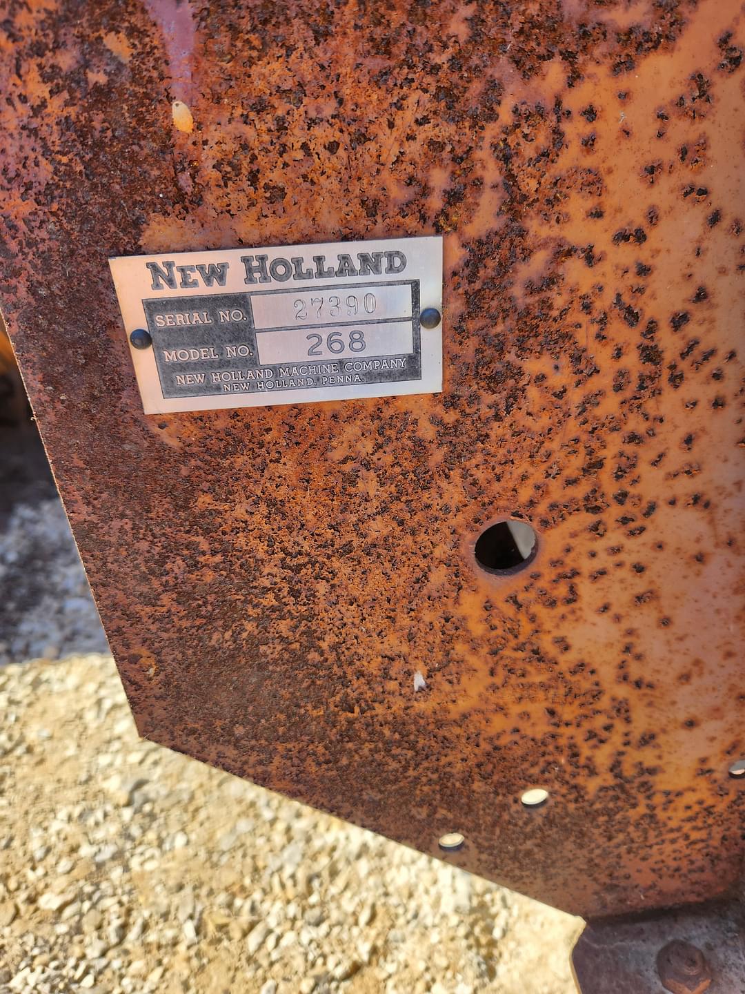 Image of New Holland Hayliner 268 Image 1