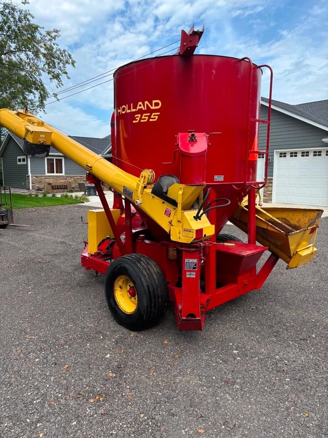 Image of New Holland 355 equipment image 2