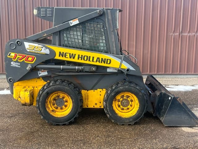 Image of New Holland L170 equipment image 1