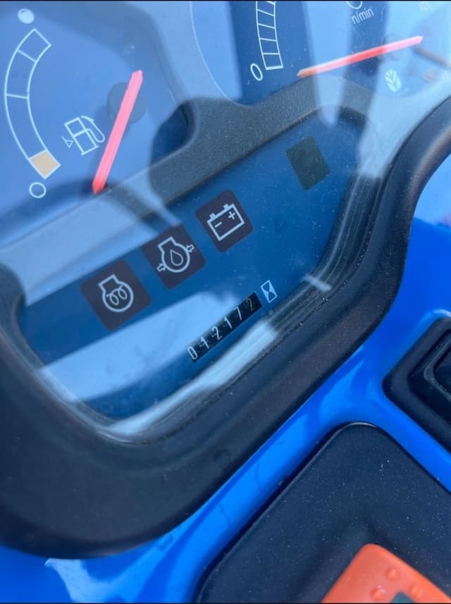 Image of New Holland TC29DA equipment image 4