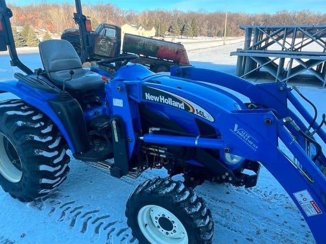 Image of New Holland TC29DA equipment image 1