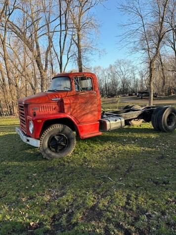 Main image Dodge 500