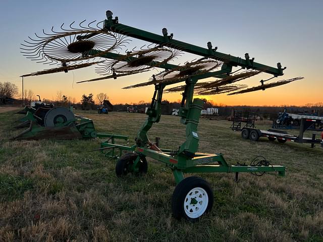 Image of Ogden Hybrid Hay Runner equipment image 3