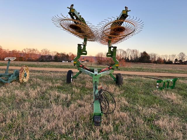 Image of Ogden Hybrid Hay Runner equipment image 2