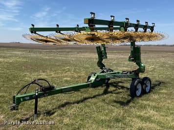 Main image Ogden Hybrid Hay Runner