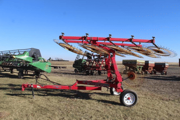 Main image Ogden Hybrid Hay Runner