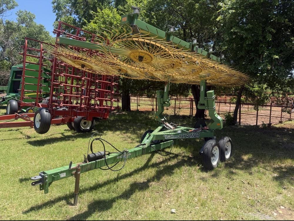 Ogden Hybrid Hay Runner Equipment Image0