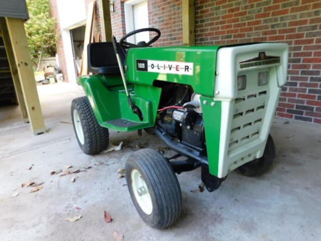 Image of Oliver 125 equipment image 4