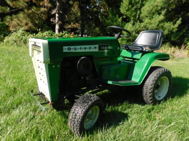 Image of Oliver 125 equipment image 2