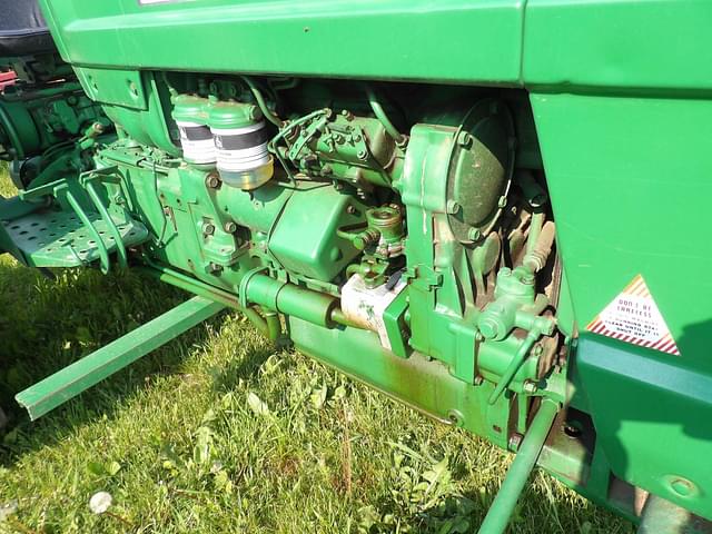 Image of Oliver 1365 equipment image 1