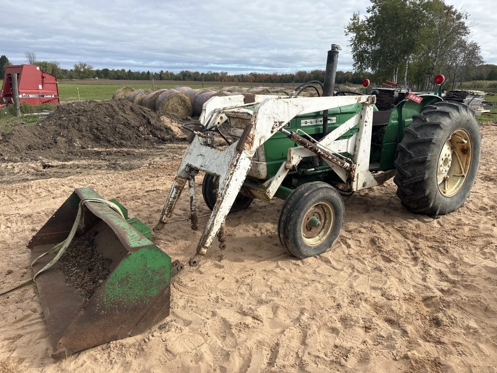 Main image Oliver 1365