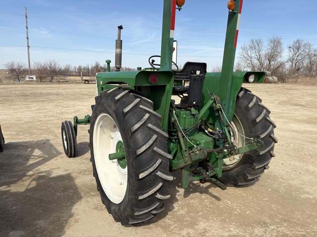 Image of Oliver 1600 equipment image 3