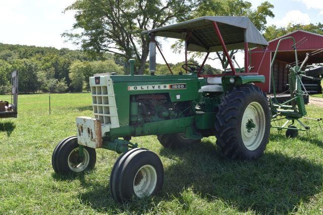 Main image Oliver 1600