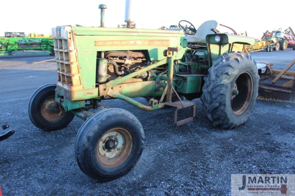 Main image Oliver 1600