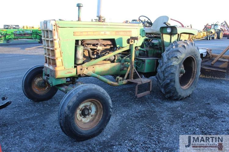 Oliver 1600 Equipment Image0