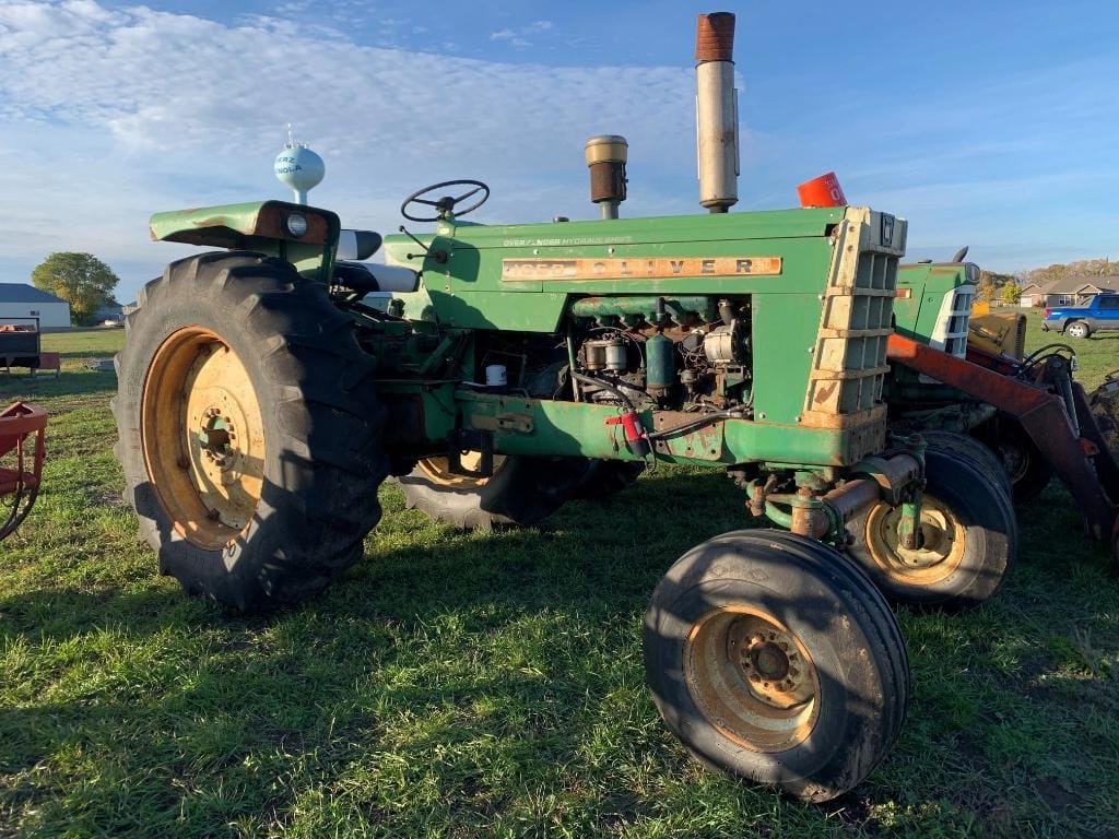 Main image Oliver 1650