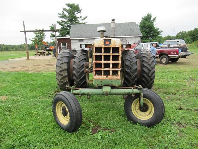 Image of Oliver 1650 equipment image 1