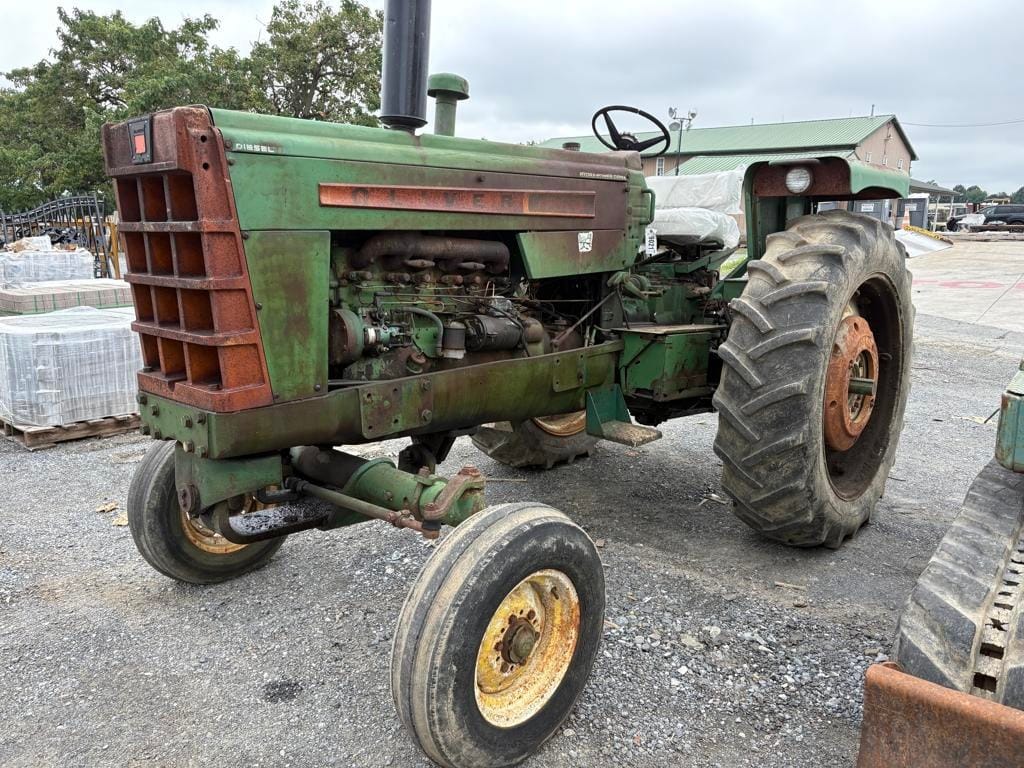 Oliver 1650 Equipment Image0