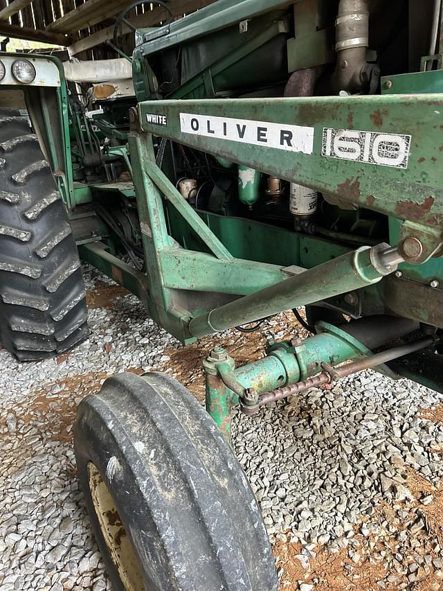 Image of Oliver 1650 equipment image 2
