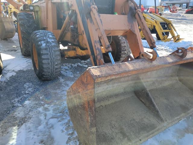 Image of Oliver 1655 equipment image 3