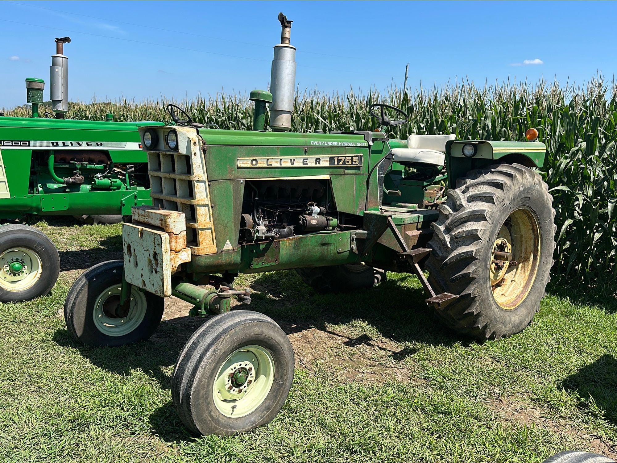 Main image Oliver 1755