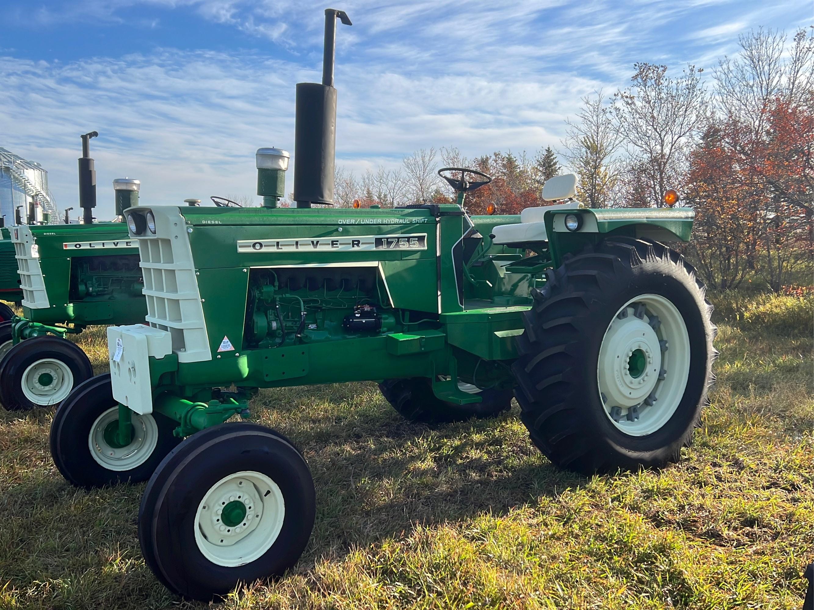 Main image Oliver 1755