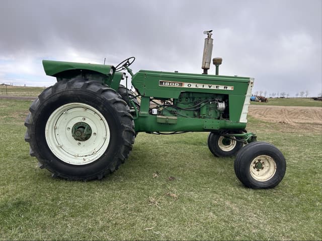 Image of Oliver 1800 equipment image 3