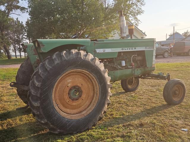 Image of Oliver 1800 equipment image 3