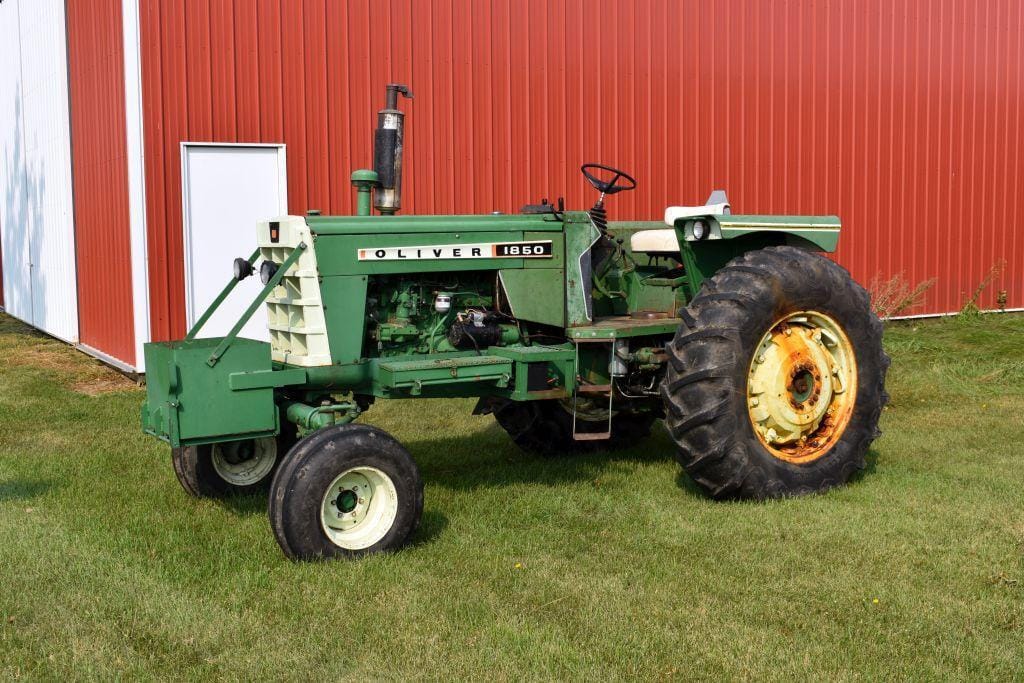 Main image Oliver 1850