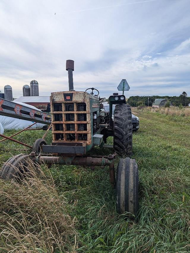 Image of Oliver 1850 equipment image 2