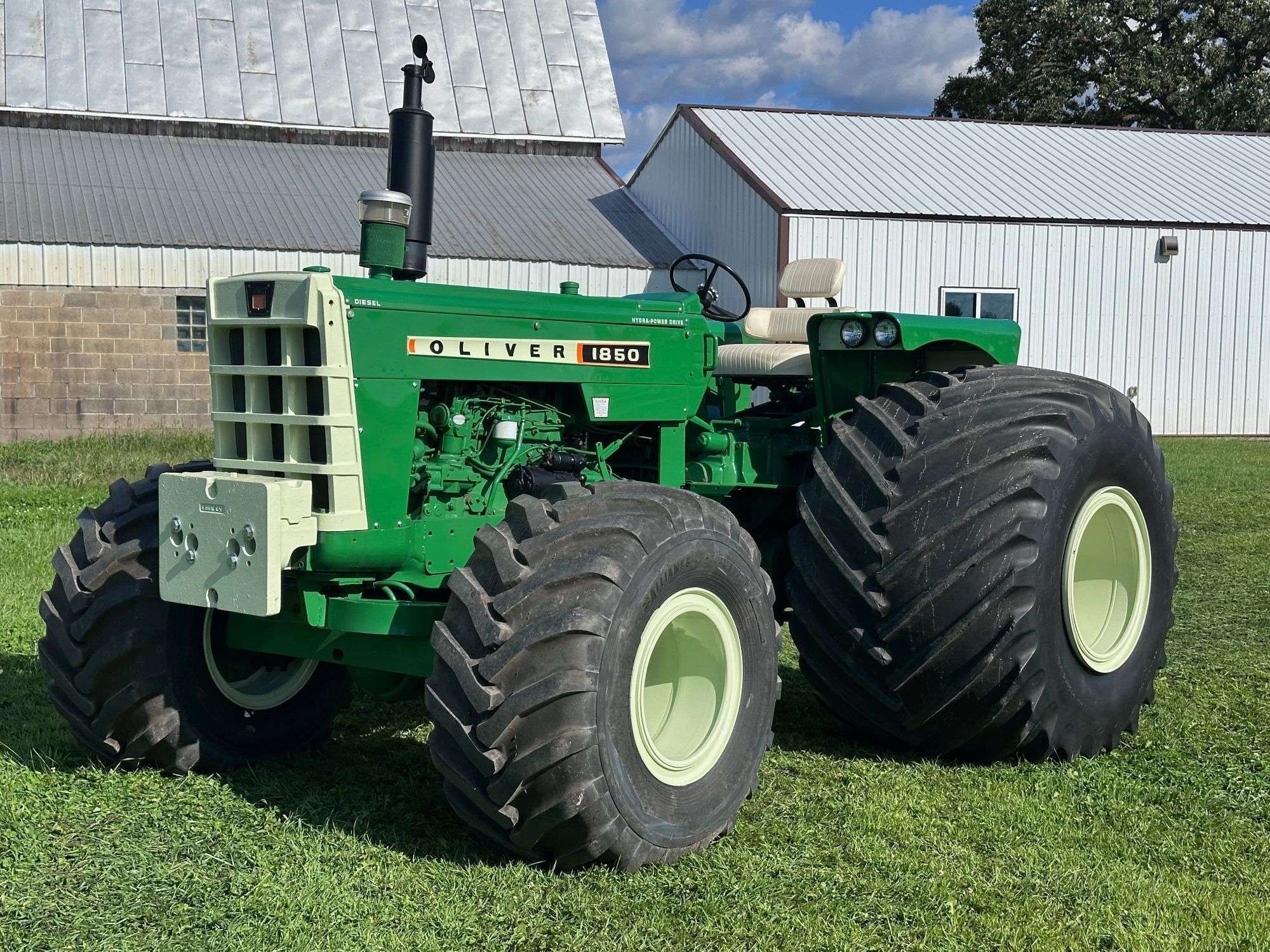 ⸝⸝o̴̶̷᷄ ·̭ o̴̶̷̥᷅⸝⸝  Oliver 1850 Lot No. 6853330 Tractors For Sale with 3,821 Hrs