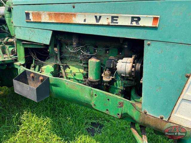 Image of Oliver 1850 equipment image 1