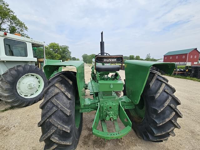 Image of Oliver 1950 equipment image 2