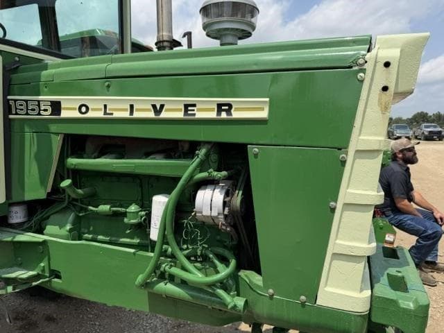 Image of Oliver 1955 equipment image 2