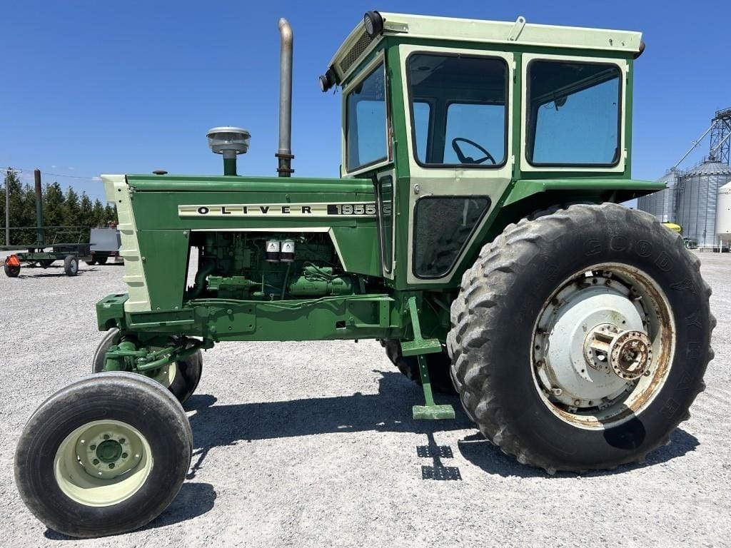 1955 Oliver 1955 Equipment Image0