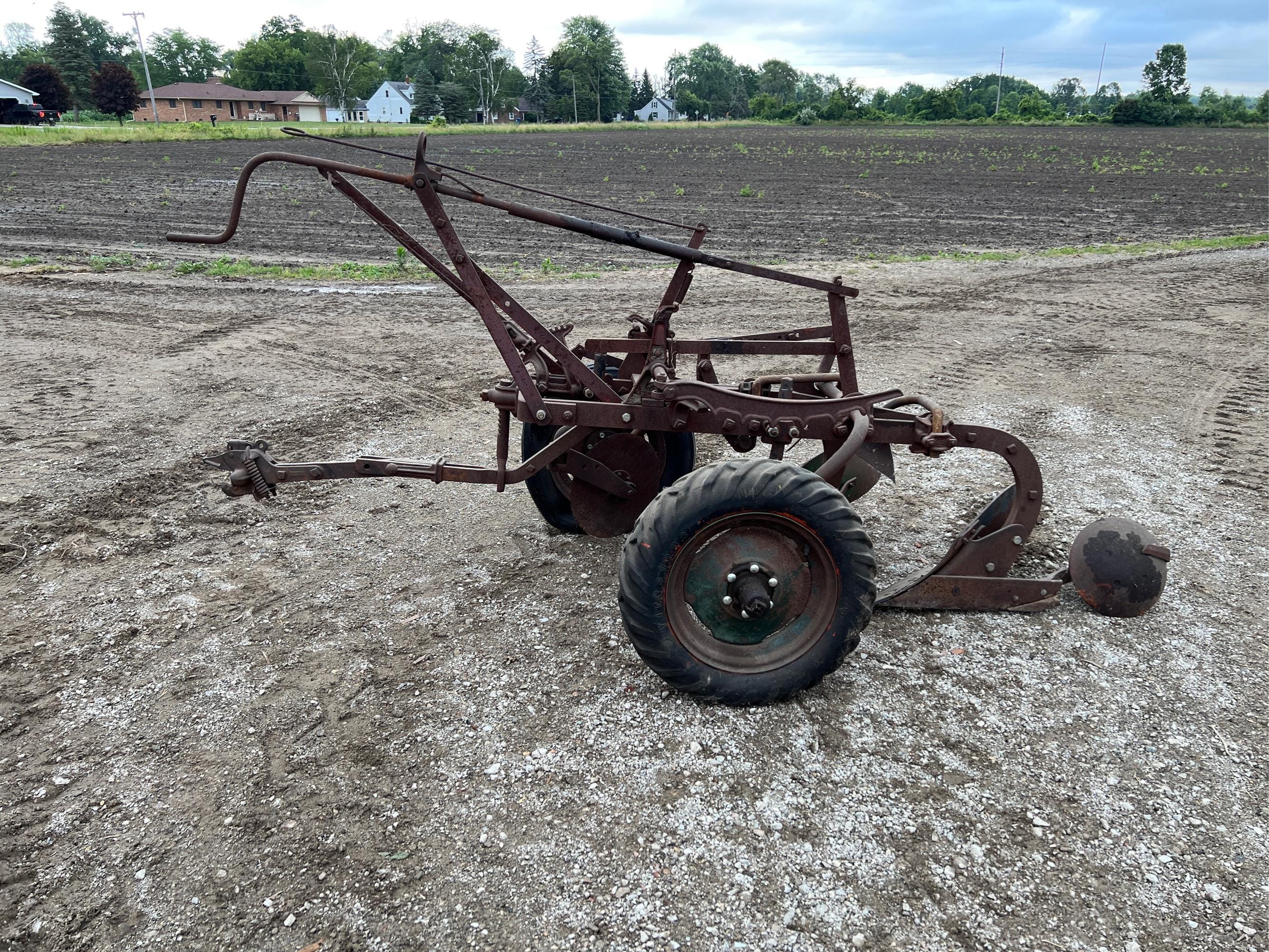 Main image Oliver Undetermined