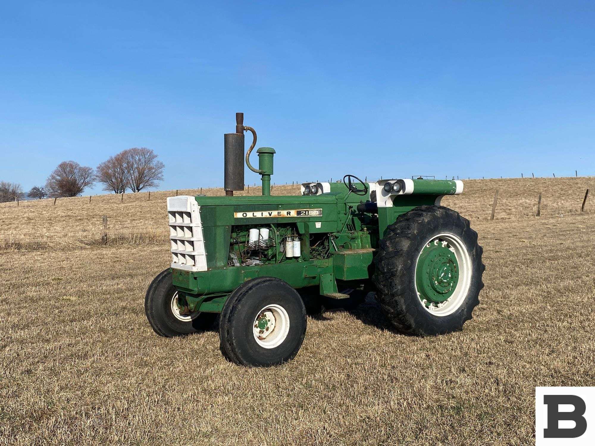 Main image Oliver 2150