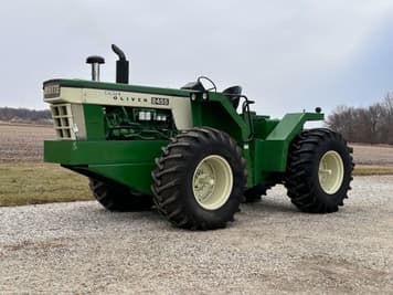 Main image Oliver 2455