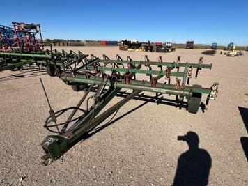 Main image Oliver 284