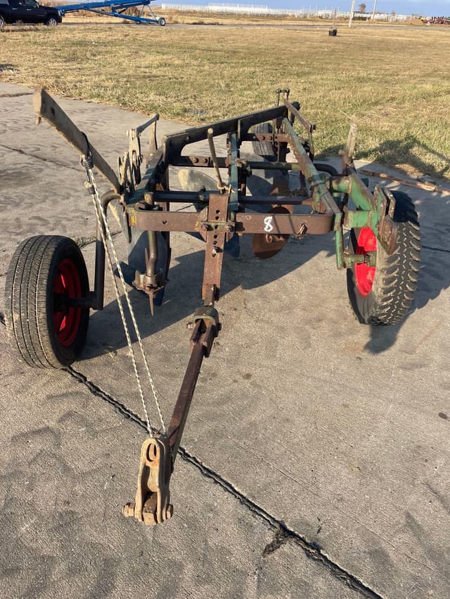 Image of Oliver Undetermined equipment image 3