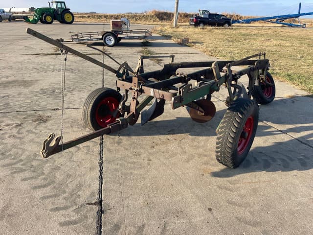 Image of Oliver Undetermined equipment image 1