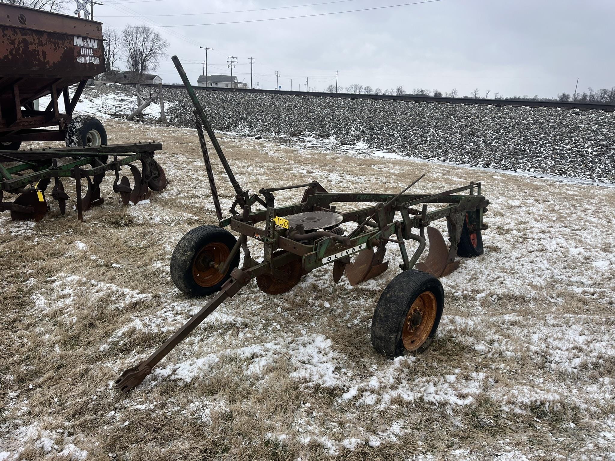 Oliver 4340 Equipment Image0