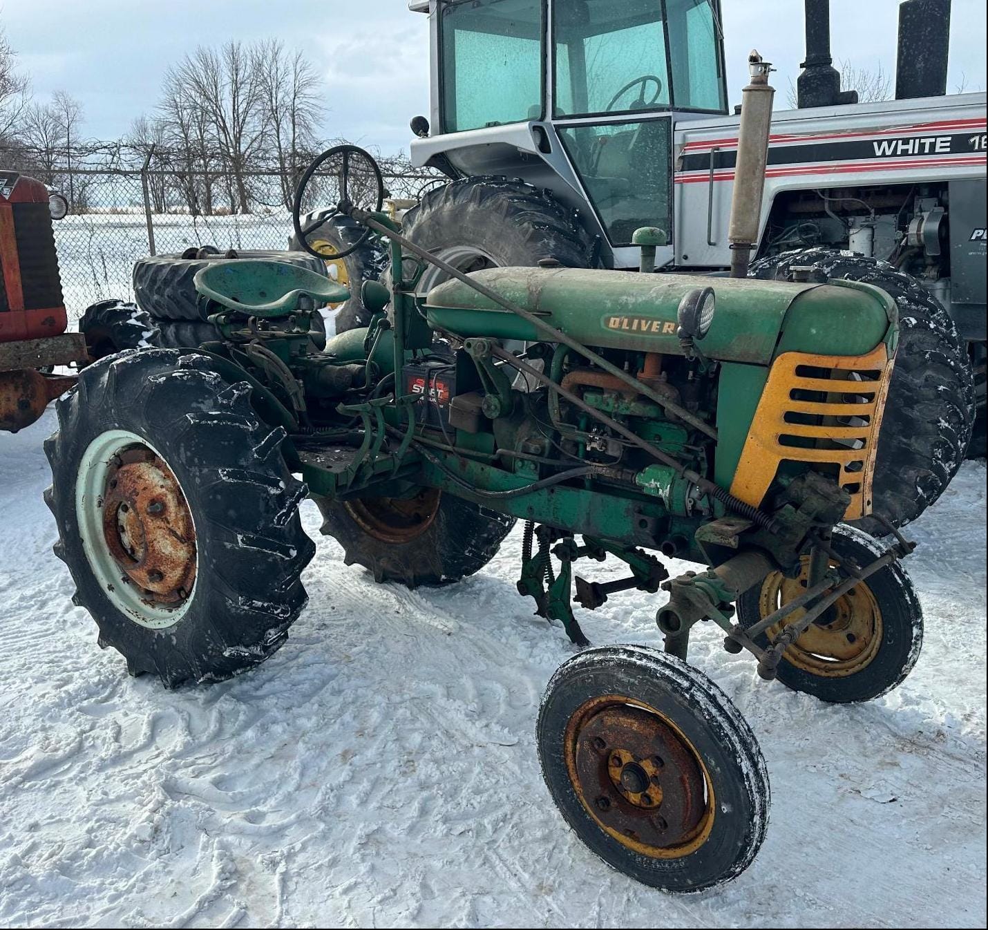 Oliver 440 Equipment Image0