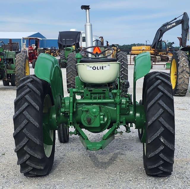 Image of Oliver 500 equipment image 3