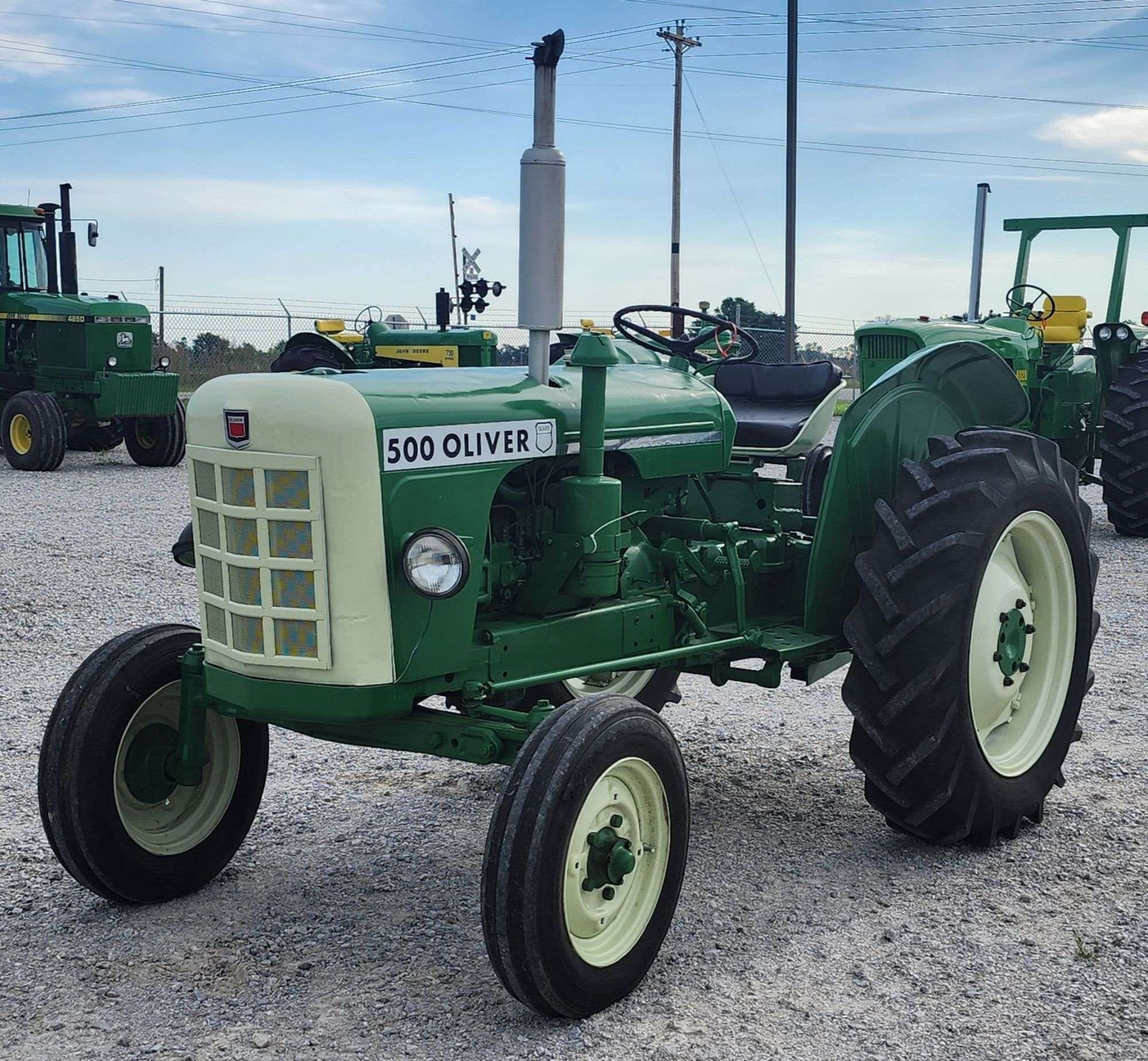Oliver 500 Equipment Image0
