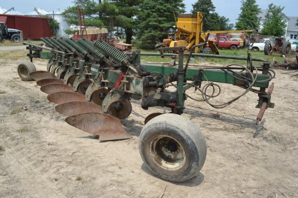 Main image Oliver 548