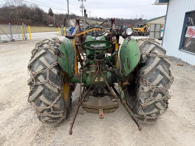 Image of Oliver 550 equipment image 3